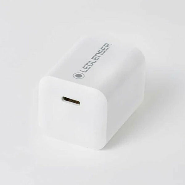 日本正規品 レッドレンザー USB-C ACアダプター 最大20W PD対応 ホワイト (ACDC031)(4573422290749) Ledlenser