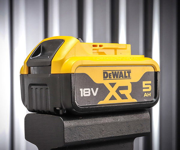 日本正規品 デウォルト 18V 5.0Ah XR Li-ion バッテリー (DCB184-JP 