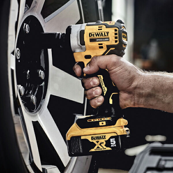 デウォルト 最大542Nm 18V XR1/2 ブラシレス インパクトレンチセット (5.0Ahバッテリー2個付) 差込角12.7mm DEWALT 正規品 (DCF911P2T-JP) (4536178692137)