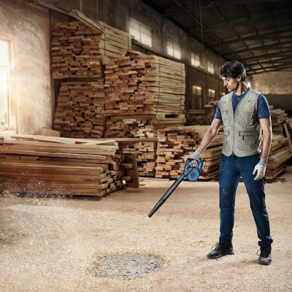 日本正規品 ボッシュ 18Vコードレスブロワー+バッテリー充電器セット GBL18V-120HSET 充電式ブロワー 本体+5.0Ahバッテリー+充電器