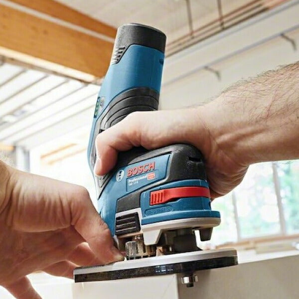 日本正規品 ボッシュ 10.8Vコードレストリマー+バッテリー充電器セット GKF10.8V-8HSET 充電式トリマー 本体+3.0Ahバッテリー+充電器