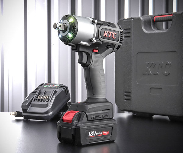 KTC ホイールナット用コードレスインパクトレンチ 最大トルク600N・m 18V フルセット (JTAE475)(4989433617275) 京都機械工具