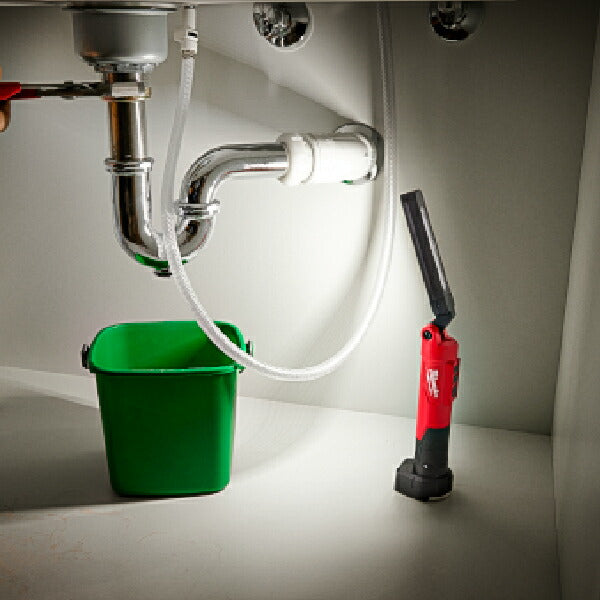 日本正規品 ミルウォーキー REDLITHIUM USB 充電式スティックライト (L4 SL550-301 JP)(4573592040267) milwaukee