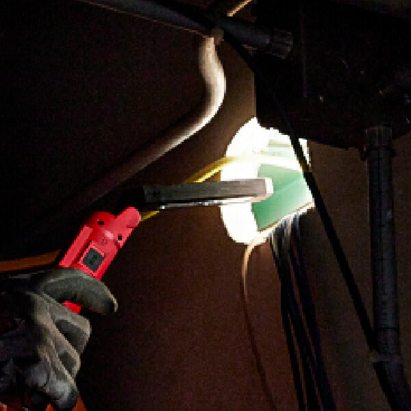 日本正規品 ミルウォーキー REDLITHIUM USB 充電式スティックライト (L4 SL550-301 JP)(4573592040267) milwaukee