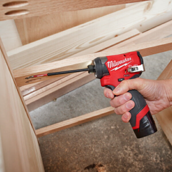 日本正規品 ミルウォーキー M12 FUELインパクトドライバー6.0AH&3.0AHキット (M12 FID2-632X JP)(4573582680589) milwaukee