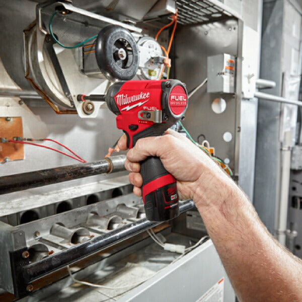 日本正規品 ミルウォーキー M12 FUELインパクトドライバー6.0AH&3.0AHキット (M12 FID2-632X JP)(4573582680589) milwaukee