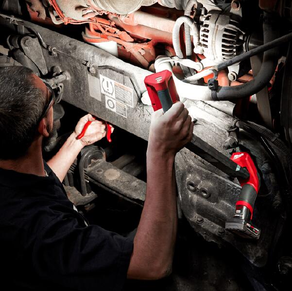 日本正規品 ミルウォーキー M12 マグネットアンダーライト (M12 UCL-0 APJ)(4573592040144) milwaukee