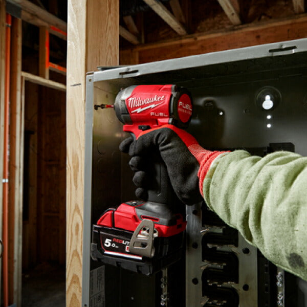 日本正規品 ミルウォーキー M18 FUELインパクトドライバー5.0AH×2キット (M18 FID3-502X JP)(4573592031241) milwaukee