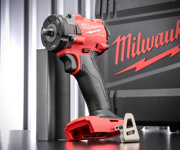 【ワケあり特価品】 (状態A) 日本正規品 ミルウォーキー M18 FUEL 3/8インチ339Nmインパクトレンチ (M18 FIW2F38-0X0 JP)(4573592031364) milwaukee