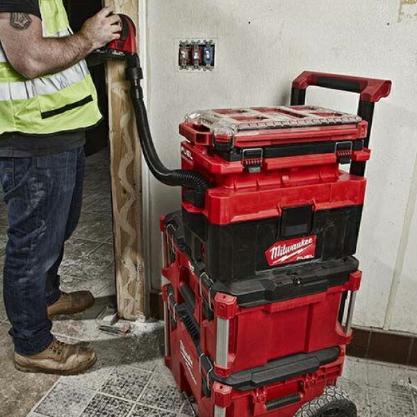 日本正規品 ミルウォーキー M18 FUEL PACKOUT 乾湿両用集塵機 (M18 FPOVCL-0 JP)(4573592030237) milwaukee
