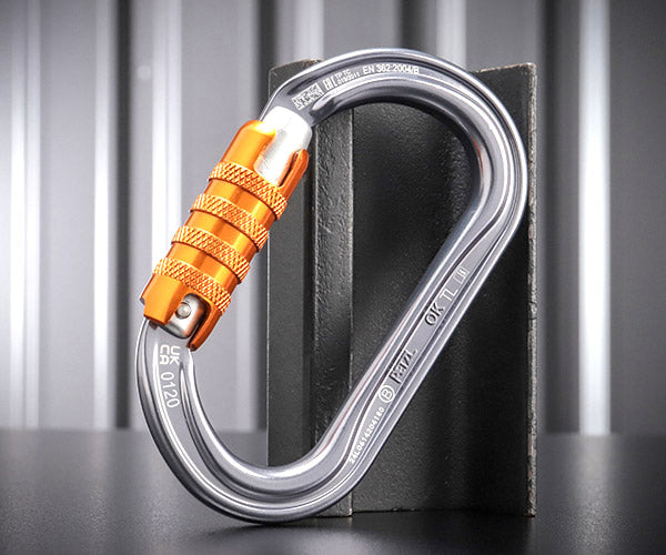 日本正規品 ペツル オーケー トライアクトロック カラビナ グレー 22mm開口幅 (M33A TL)(3342540815834) PETZL