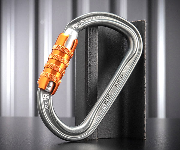 【11月の特価品】日本正規品 ペツル エーエムディ トライアクトロック カラビナ グレー 24mm開口幅 (M34A TL)(3342540102453) PETZL