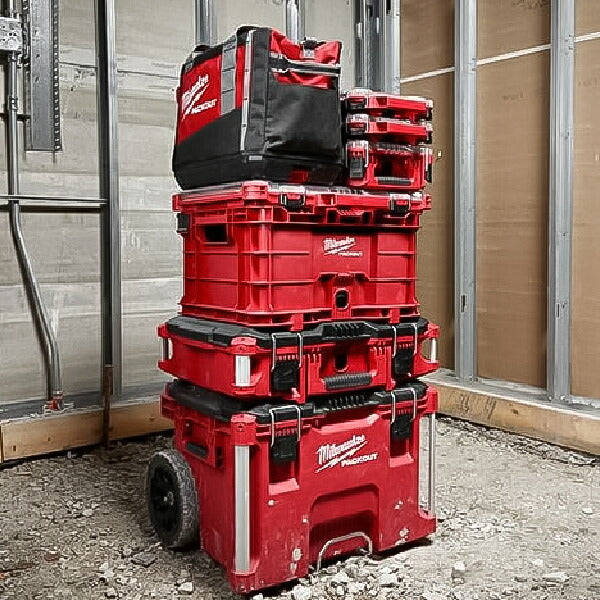 日本正規品 ミルウォーキー PACKOUT コンテナ (48-22-8440)(4573592050228) milwaukee