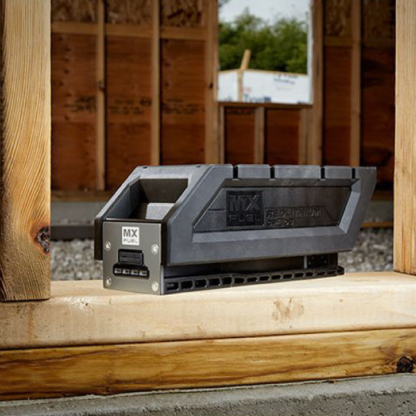 日本正規品 ミルウォーキー MX FUEL 3.0Ah バッテリー (MXF CP203 JP)(4573592060159) milwaukee