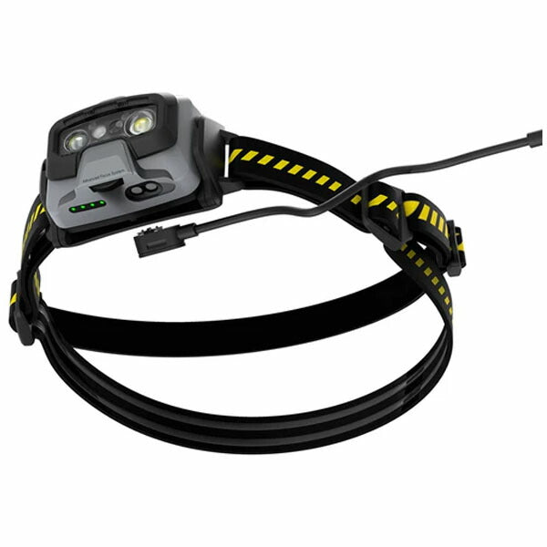 日本正規品 レッドレンザー LEDヘッドライト HF6R Work 800lm 照射距離160m CRI80高演色 充電式 IP68完全防水 軽量134g 3灯式 デジタルアドバンスフォーカス 作業用 (502798) (4058205031882) Ledlenser