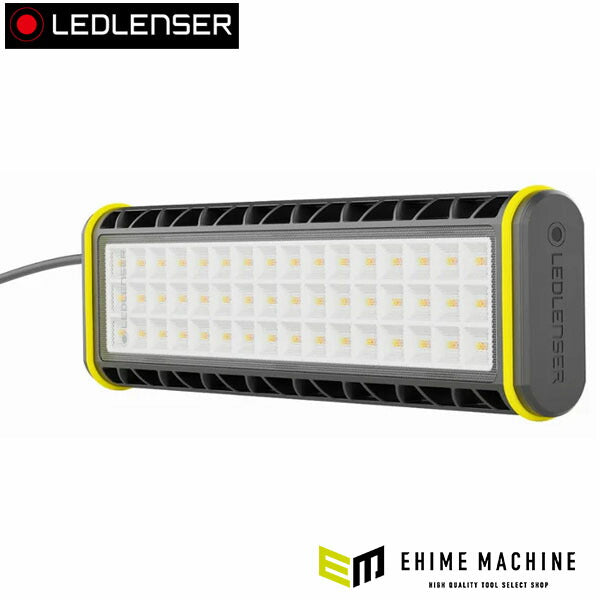 日本正規品 レッドレンザー LED作業灯 AT10C Work 5000lm CRI80 AC電源専用 照射距離100m IP67防水 IK07耐衝撃 48個LED 吊り下げ・天井取り付け対応 タスクライト 投光器 (502916) (4058205033237) Ledlenser