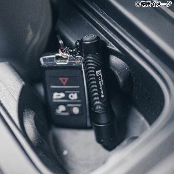日本正規品 レッドレンザー キーライト P3 第四世代 130lm 照射距離110m 単4電池式 IP54防水 超軽量43g フォーカス機能付 キーリング付属 散歩 アウトドア (503106) (4058205037228) Ledlenser