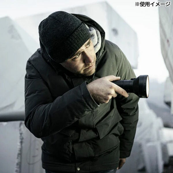 日本正規品 レッドレンザー ハンドライト P18R 第四世代 6500lm 照射距離600m 充電式 IP68完全防水 651g ワンタッチフォーカス 専用ハードケース付 サーチライト (503112) (4058205037402) Ledlenser