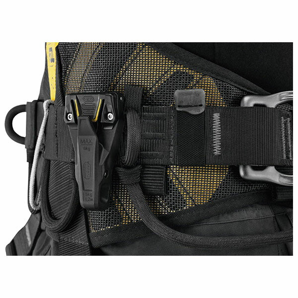 日本正規品 ペツル インターファスト ギアバッグ/ツールリーシュ取付用アクセサリー ANSI規格適合 (S051AA00)(3342540842618) PETZL