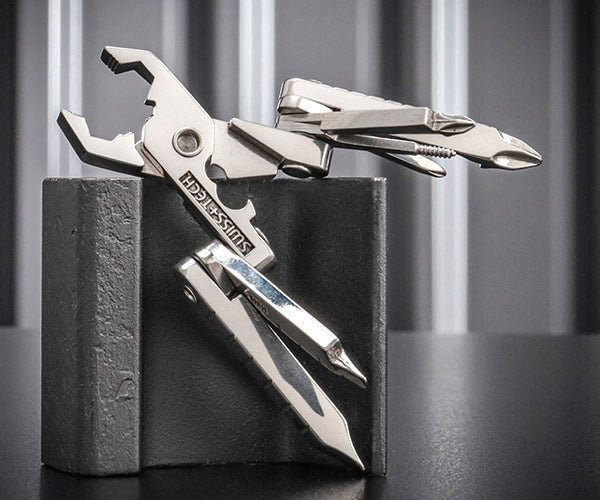 スイステック ST53100 折りたたみマルチツール ドライバー充実キーホルダー ステンレス製 19-IN-1 マルチプライヤー SWISS TECH