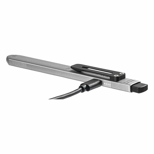 ストリームライト ウェッジSL シルバー 超薄型0.7cm USB-C充電式 LEDインスペクションライト 自動車整備 ペンライト THRO500ルーメン (88842) (0080926888425) STREAMLIGHT