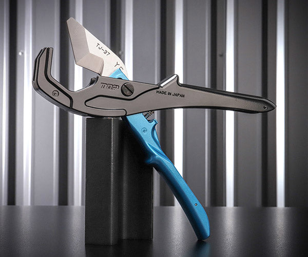 TOP 樹脂パイプカッター V刃 TJ-37 パイプをつぶさずキレイに一発切り 腰袋に入るスリムタイプ トップ工業 TOP工業