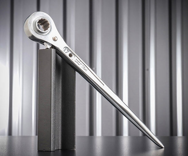 トップ工業 鉄骨ラチェットレンチ 17×21mm シノ付 日本製 極厚×総磨き TRM-17X21 (4975180392282) TOP