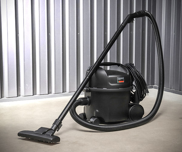 TRUSCO 乾式掃除機 ハイパワークリーナー 真空掃除機 15mコード 業務用 黒 ニルフィスクVP300用紙パック対応 (VP300)(4550414300884) トラスコ