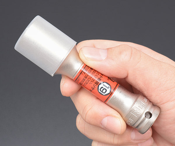 TONE インパクト用プロテクター付クイックフィット薄形ロングホイルナットソケット(自動車整備用) 対辺寸法19mm (3APQF-19LN)(4953488452235) トネ