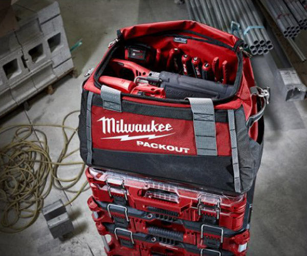 日本正規品 ミルウォーキー PACKOUT 20インチツールバッグ (48-22-8322N)(4573592050075) milwaukee