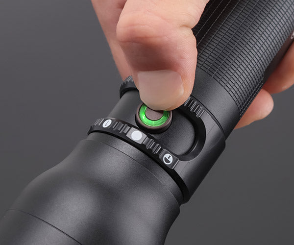 LEDLENSER P17R Core LEDライト 1200lm 502182 レッドレンザー