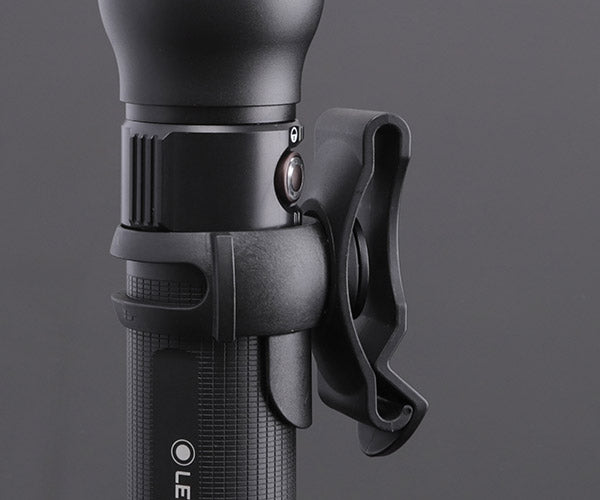 LEDLENSER P17R Core LEDライト 1200lm 502182 レッドレンザー