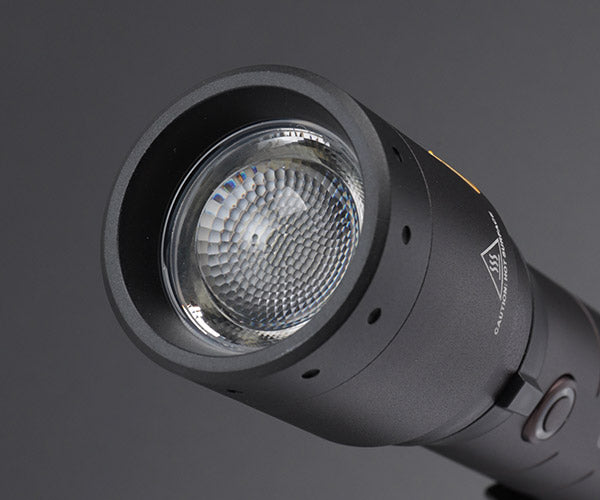 LEDLENSER Light P7R Signature LEDライト 2000lm 502190 レッドレンザー