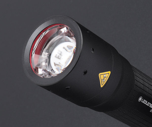 LEDLENSER LEDライト P6 core ハンディライト 502600 レッドレンザー