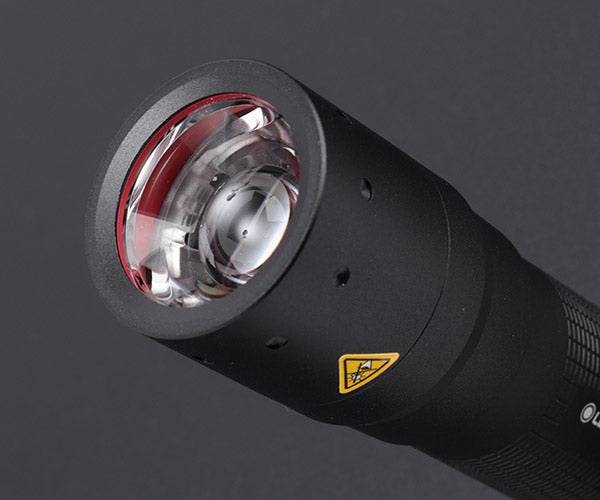 LEDLENSER LEDライト P6 core ハンディライト 502600 レッドレンザー