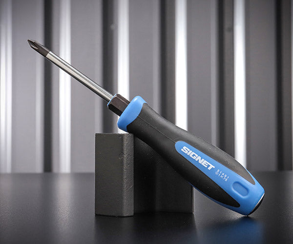 【ワケあり特価品】(状態A) シグネット 51491-S99-00307 ソフトグリッププラスドライバー サイズ#1 軸長75mm 全長175mm (4545301006567) SIGNET