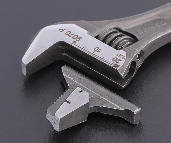 日本正規品 バーコ パイプレンチ兼用モンキーレンチ 最大口開き21mm ブラック仕上げ (9070P)(7314150103416) BAHCO