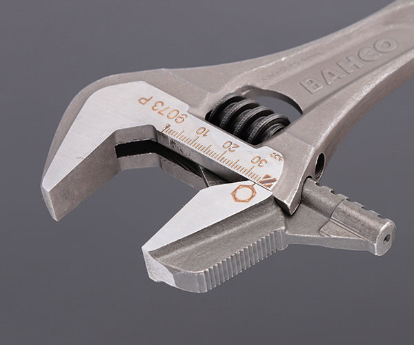 日本正規品 バーコ パイプレンチ兼用モンキーレンチ 最大口開き34mm ブラック仕上げ (9073P)(7314150101726) BAHCO