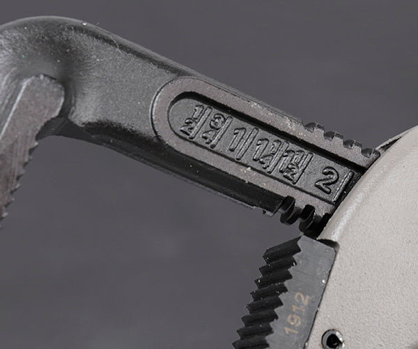 TONE パイプレンチ(アルミ製) 全長327mm 口開き70mm (ALPW-350)(4953488406856) トネ