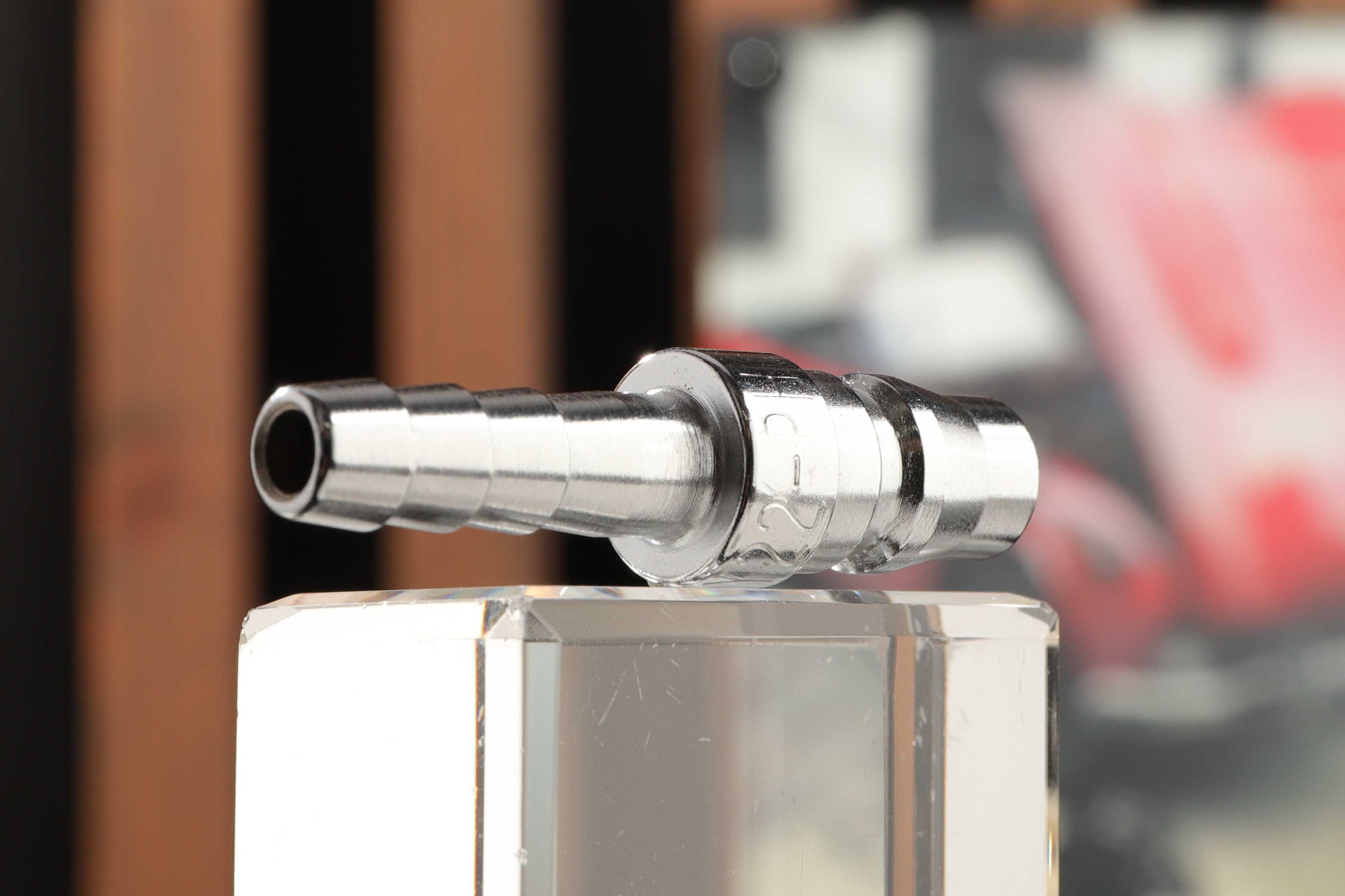 ヤマトエンジニアリング プラグカプラ 1/4 BLY-22PH