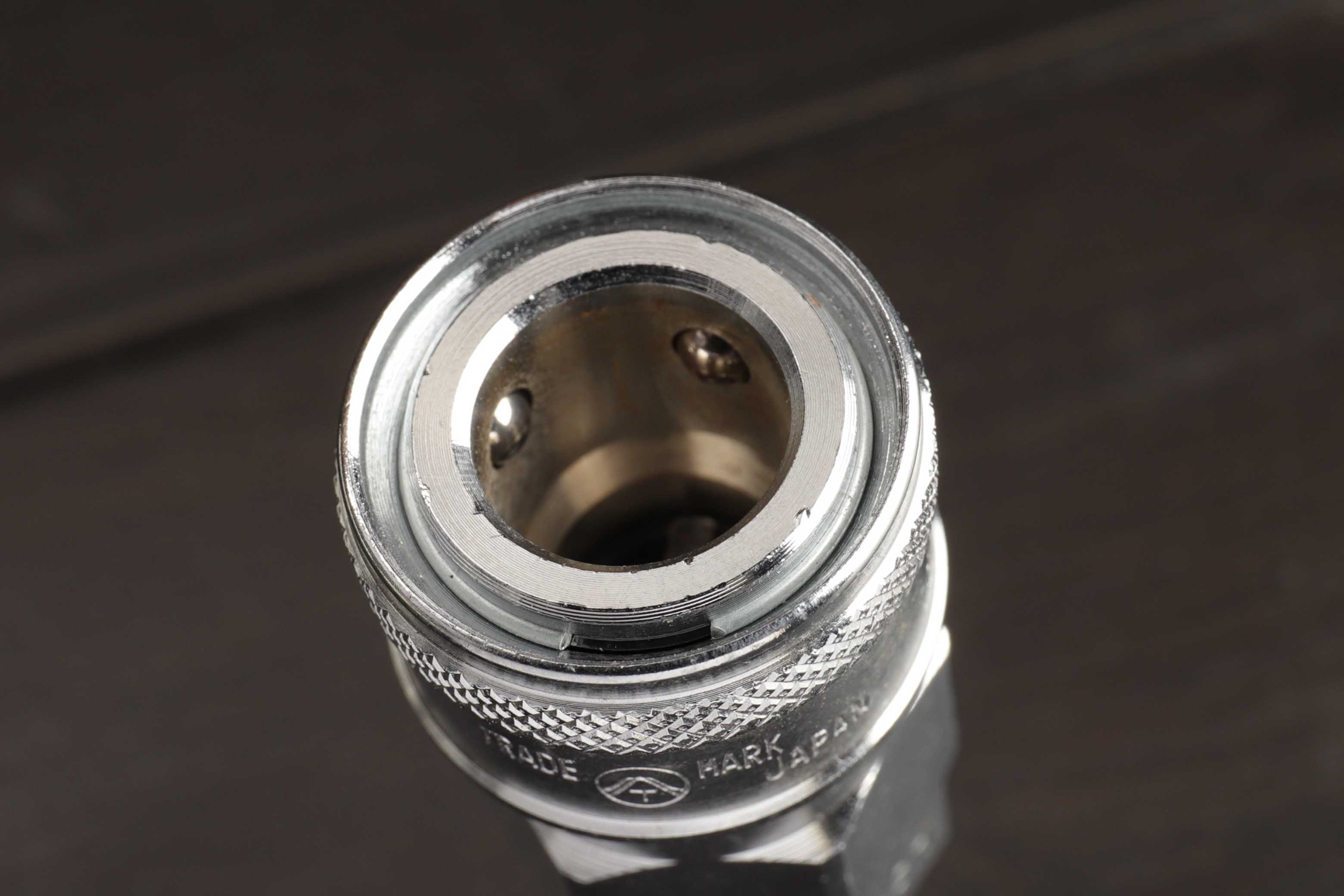 ヤマトエンジニアリング プラグカプラ 1/4 BLY-22SH