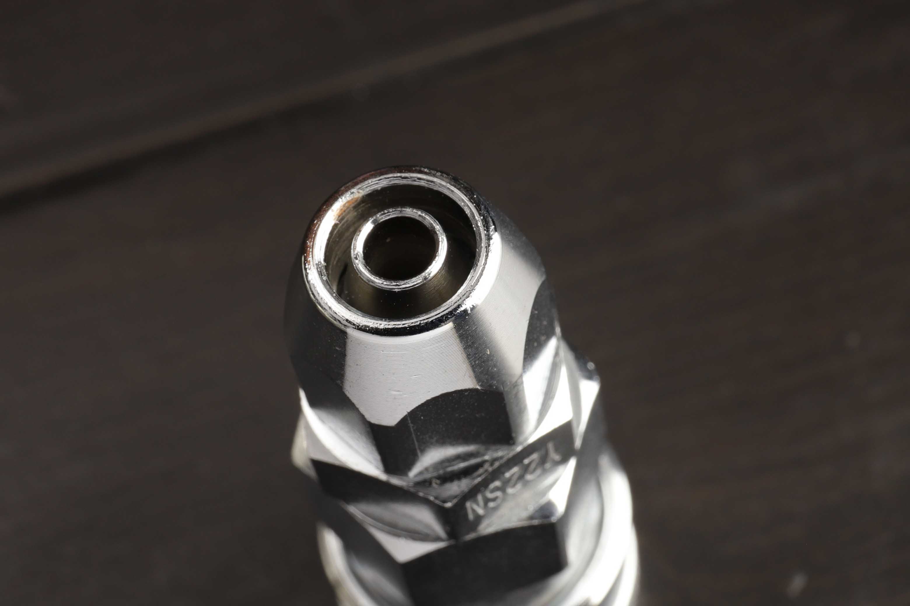 ヤマトエンジニアリング プラグカプラ 1/4 BLY-22SN