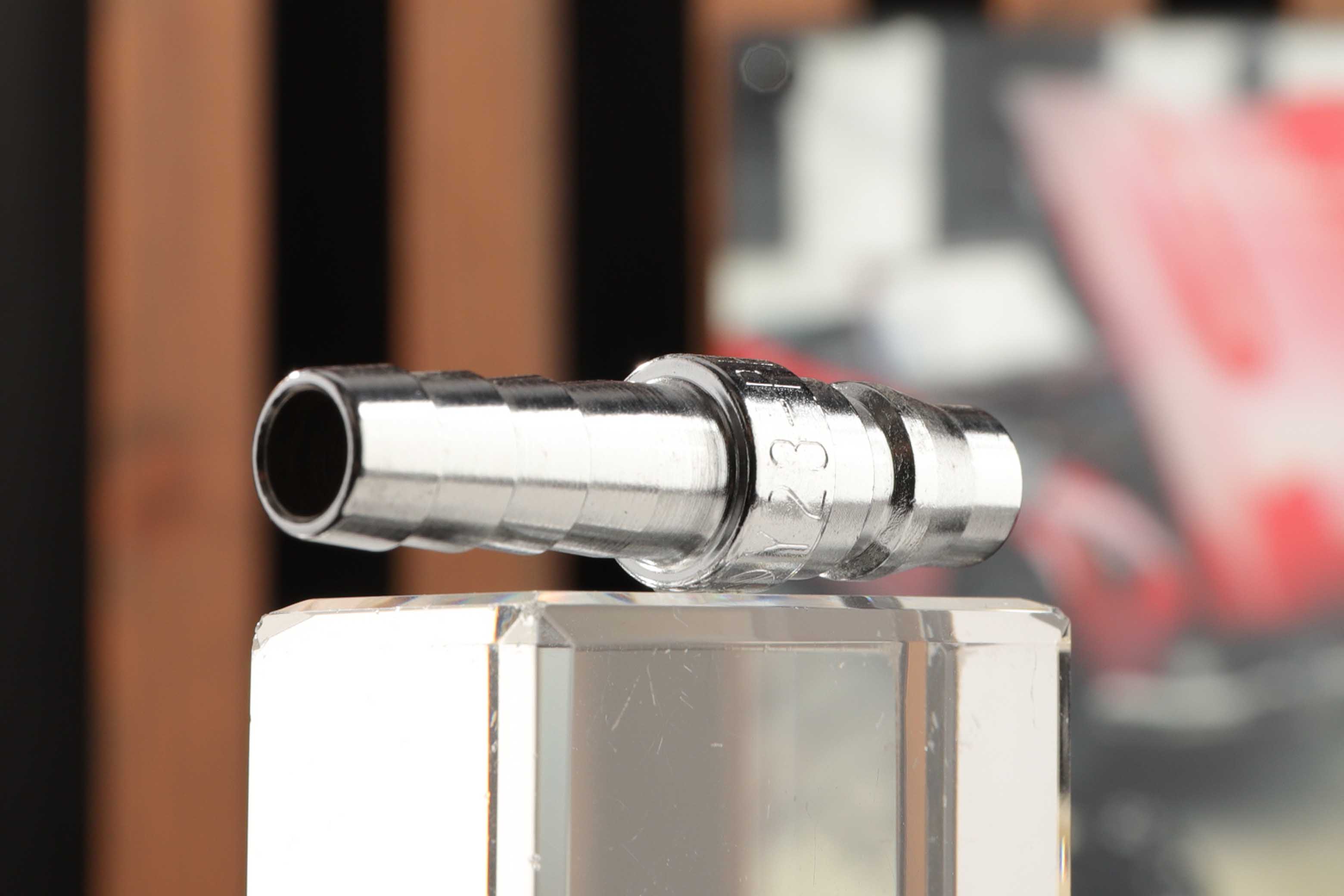 ヤマトエンジニアリング プラグカプラ 3/8 BLY-23PH