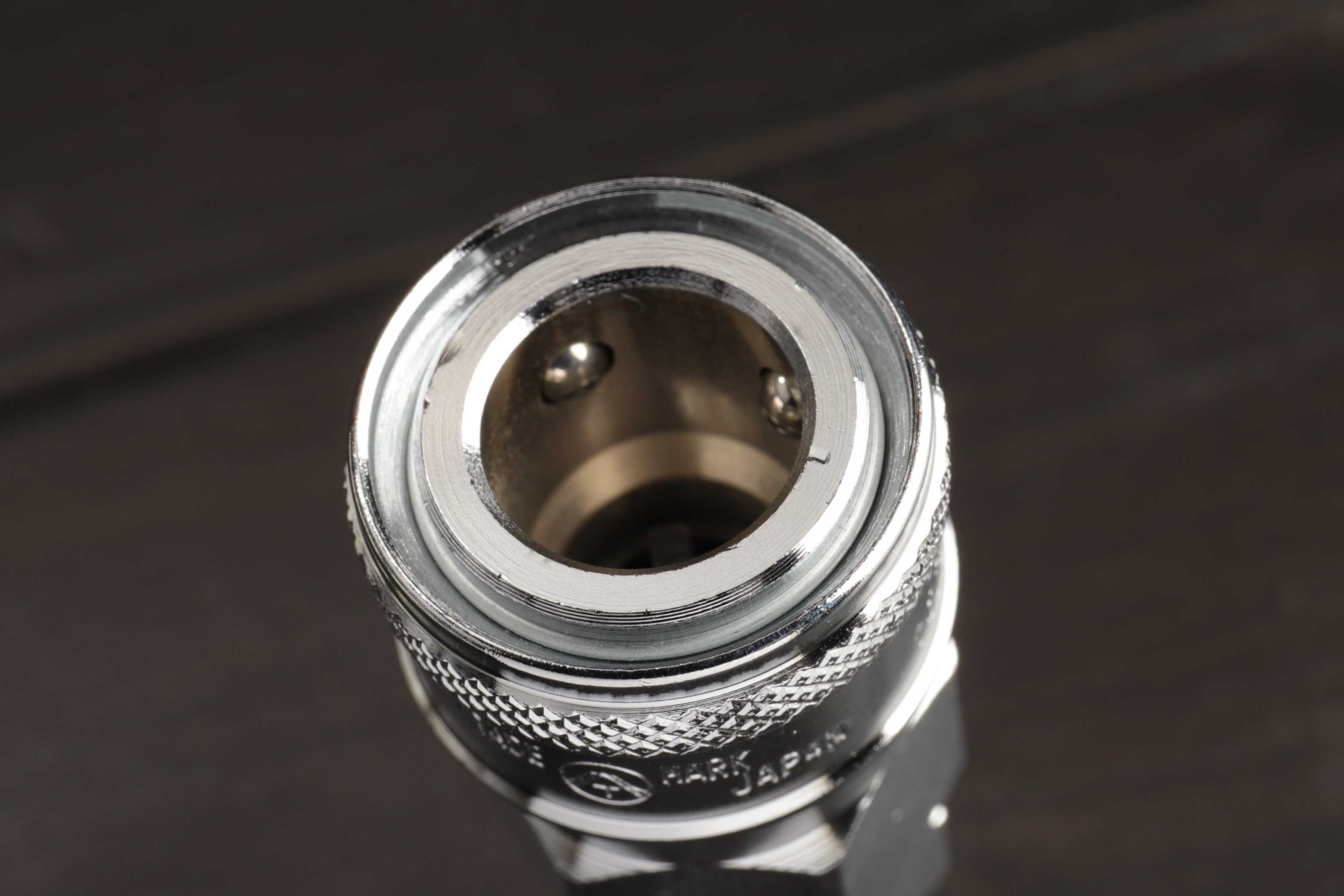 ヤマトエンジニアリング プラグカプラ 3/8 BLY-23SH