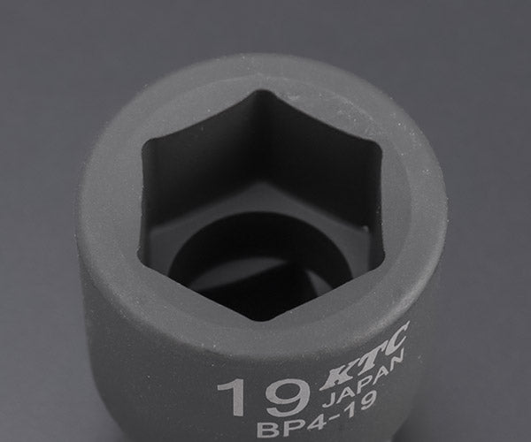 KTC インパクトソケット 差込角12.7mm(12.7sq.)(1/2) サイズ19mm 六角 (BP4-19)(4989433149974) 京都機械工具