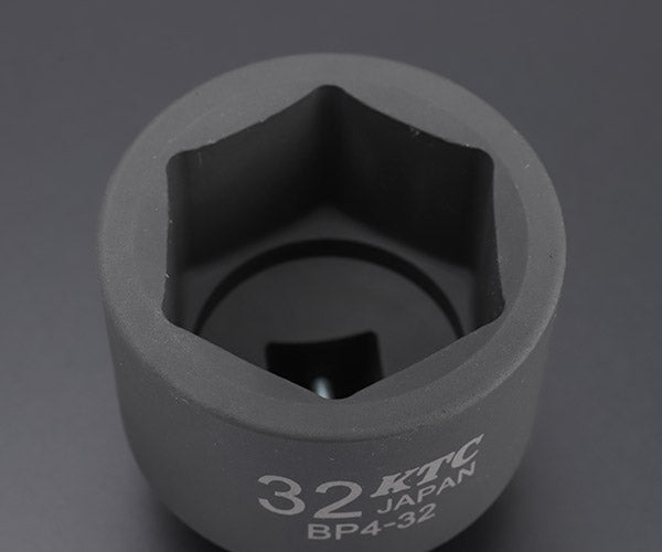 KTC インパクトソケット 差込角12.7mm(12.7sq.)(1/2) サイズ32mm 六角 ピン・リング付 (BP4-32P)(4989433150710) 京都機械工具