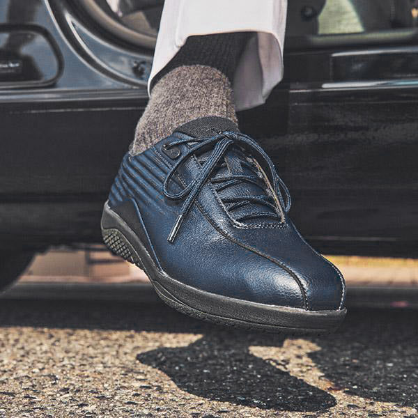 【限定特価】ミズノ ドライビングシューズ ベアクラッチ ネイビー ユニセックス F1GC220114 MIZUNO 紺 スニーカー おしゃれ かっこいい