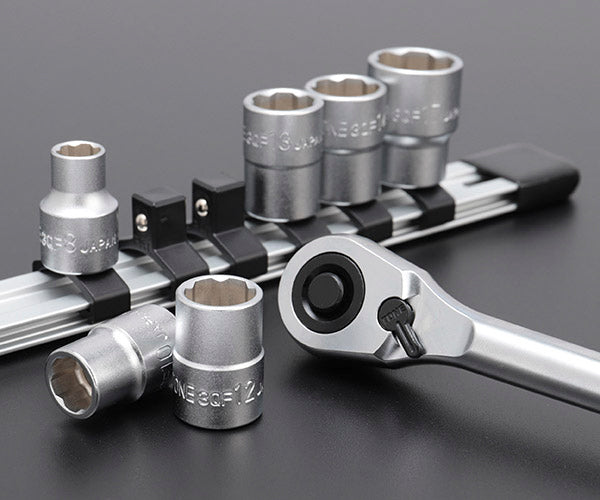 TONE クイックフィットソケットレンチセット (HQF30610)(4953488420319) トネ