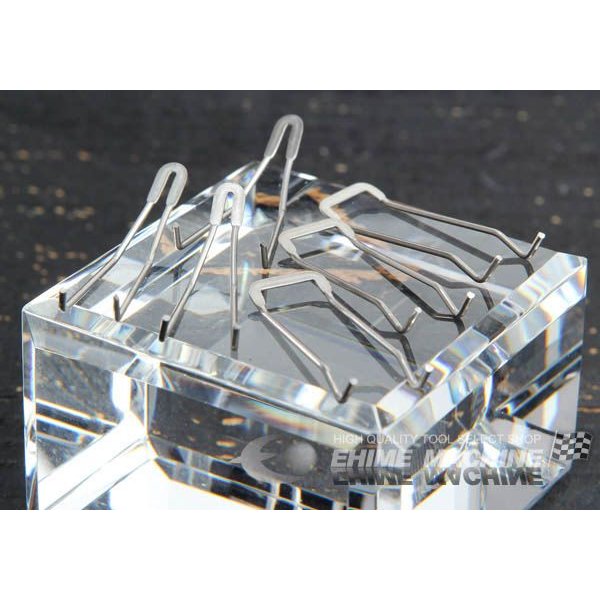 旭産業のピンセットの画像1