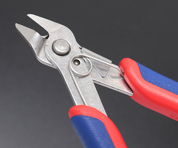 日本正規品 クニペックス スーパーニッパー クランプ付(SB) (7813-125SB)(4003773011989) KNIPEX